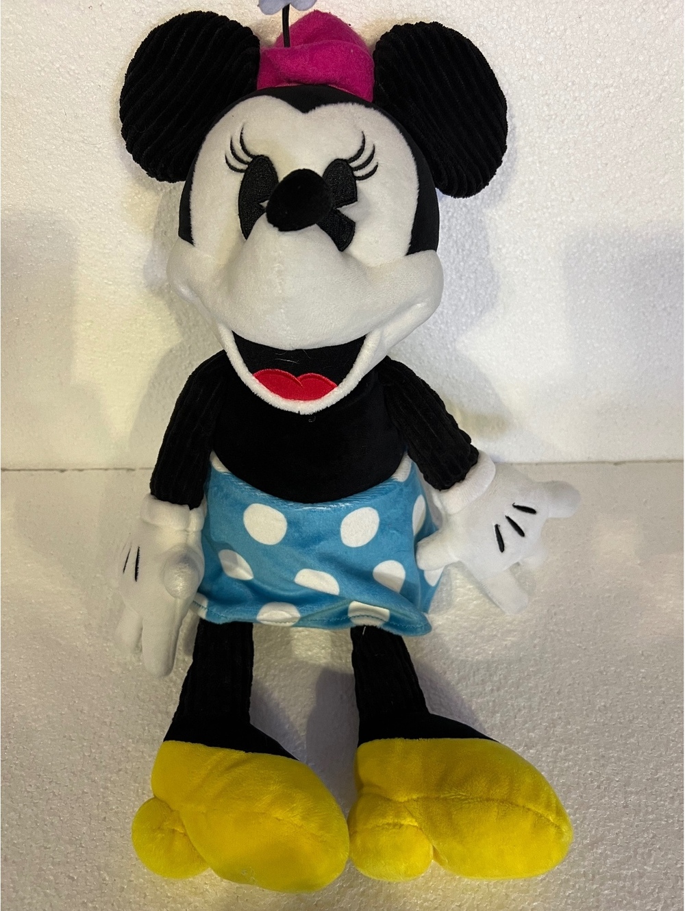 Disney Scentsy Buddy Minnie Mouse Plush 16” Blue Polka Dot Skirt Pink Hat 2021